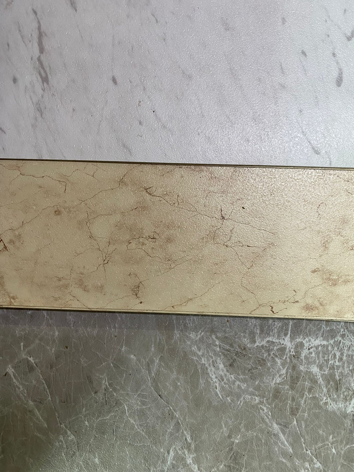 PISO VINILICO AUTOADHESIVO BALDOSA BLANCO CAJA (5m2) 45.7 X 45.7 X 1.5mm -S08