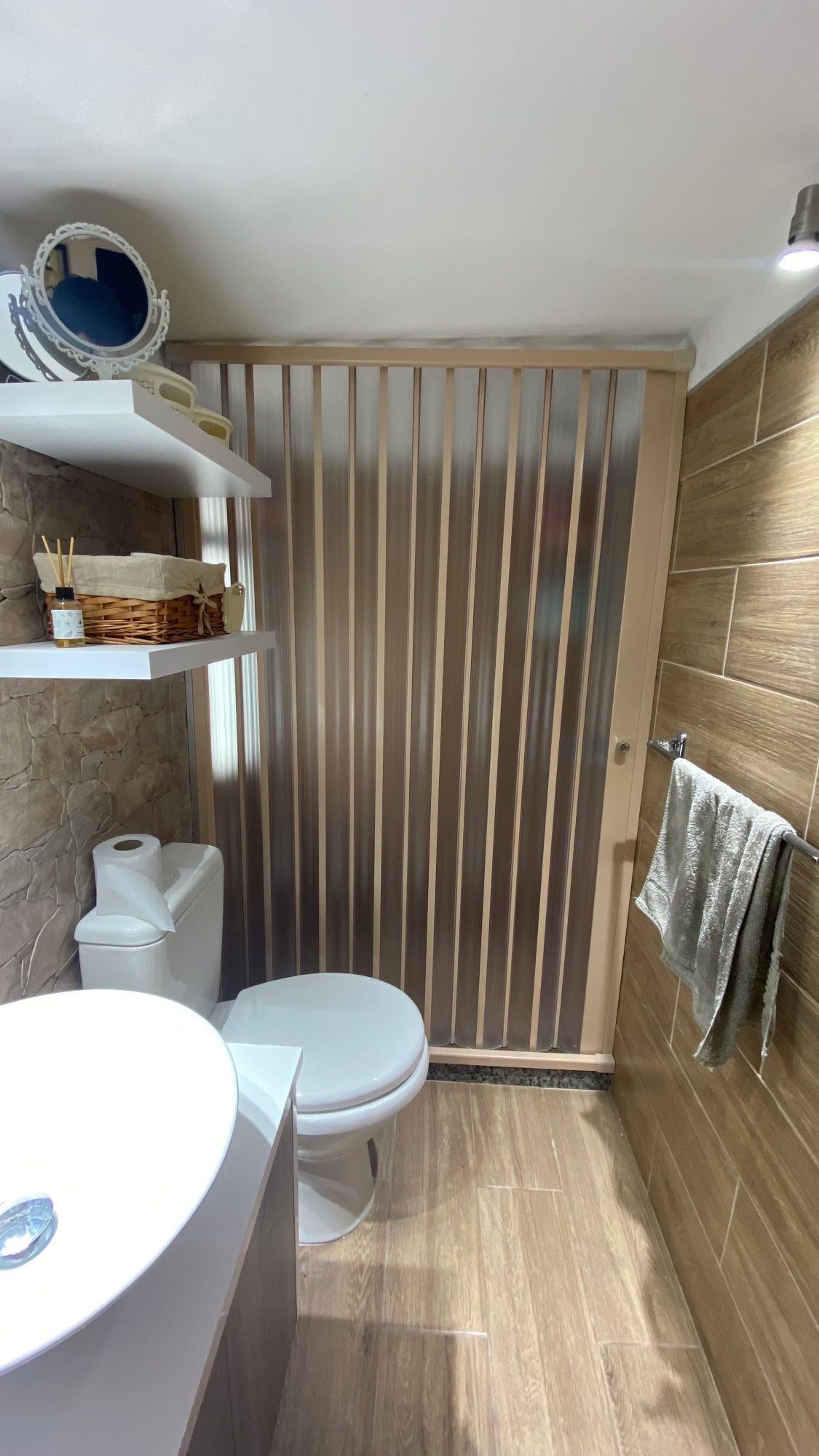 Mampara de baño plegable beige